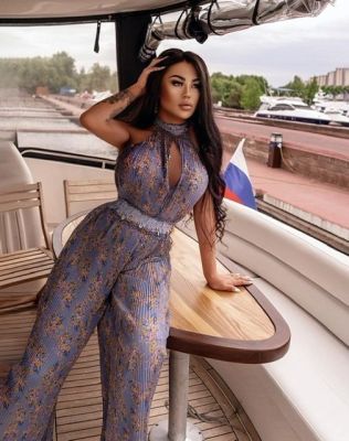 молоденькая студентка ЯНА ТРАНСЕКСУАЛКА, рост: 177, вес: 67