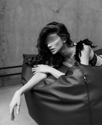 Аделина - проститутка с реальными фотографиями, от 7000 руб. в час