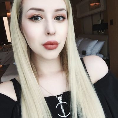 Ева, фотографии