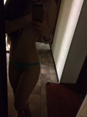 Александра , 8 960 875-71-43