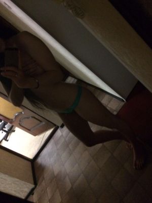 Девушка Александра  (Волгоград), 8 960 875-71-43