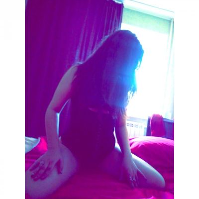 Кариночка, фото с сайта sexovolg.center