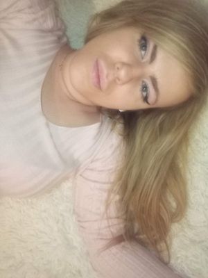 Ксю-Волжский, индивидуалка