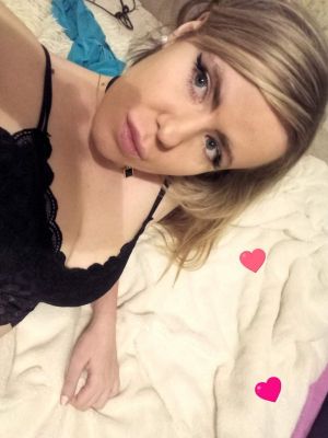 Ксю-Волжский, эротические фото