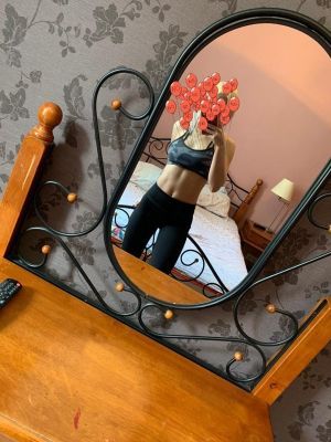 Мила  — экспресс-знакомство для секса от 4000