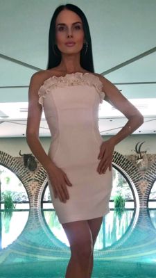 Ева  — шлюха за деньги, незабываемый мужской досуг в Волгограде