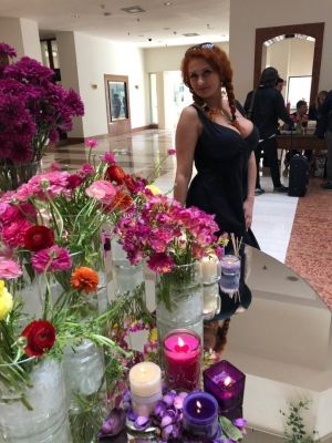 Снять проститутку в г. Волгограде от 1500 руб. в час (Алла, тел. 8 961 690-05-59)