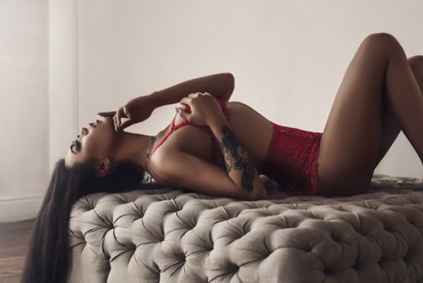 Яна Трансексуалка , 23 лет — услуги рабыни