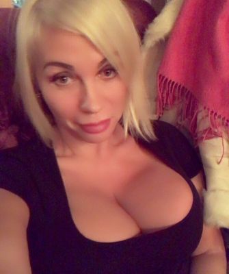 Самая маленькая проститутка Эля, доступна 24 7