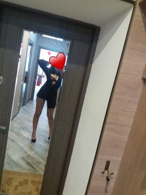 секс модель Виктория — подробные фото