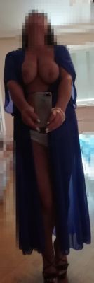 Вика — сексуальный массаж «Веточка сакуры»