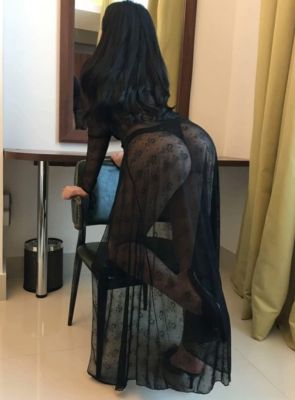 Страстная ночная бабочка Вика с обнаженными фото