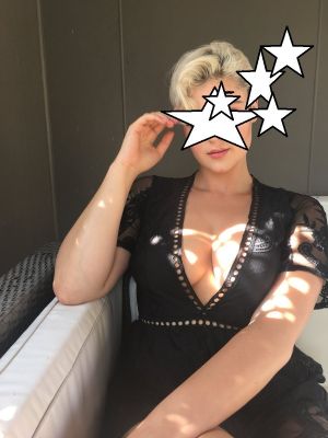 Оленька — сексуальный массаж «Веточка сакуры»